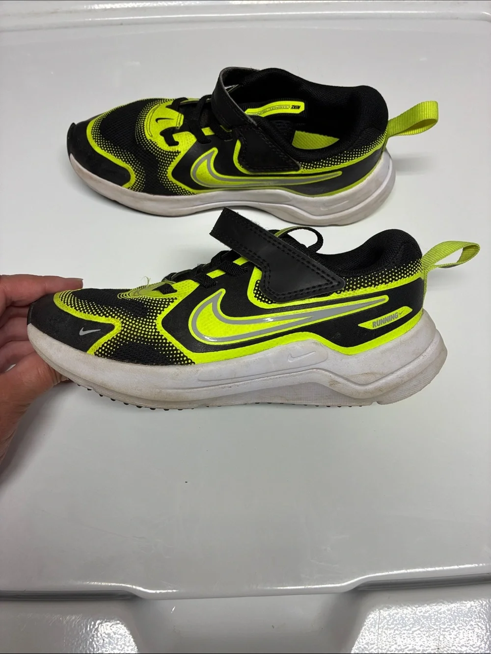 Nike Kids Black and Neon Green Hook-and-Loop Sneakers